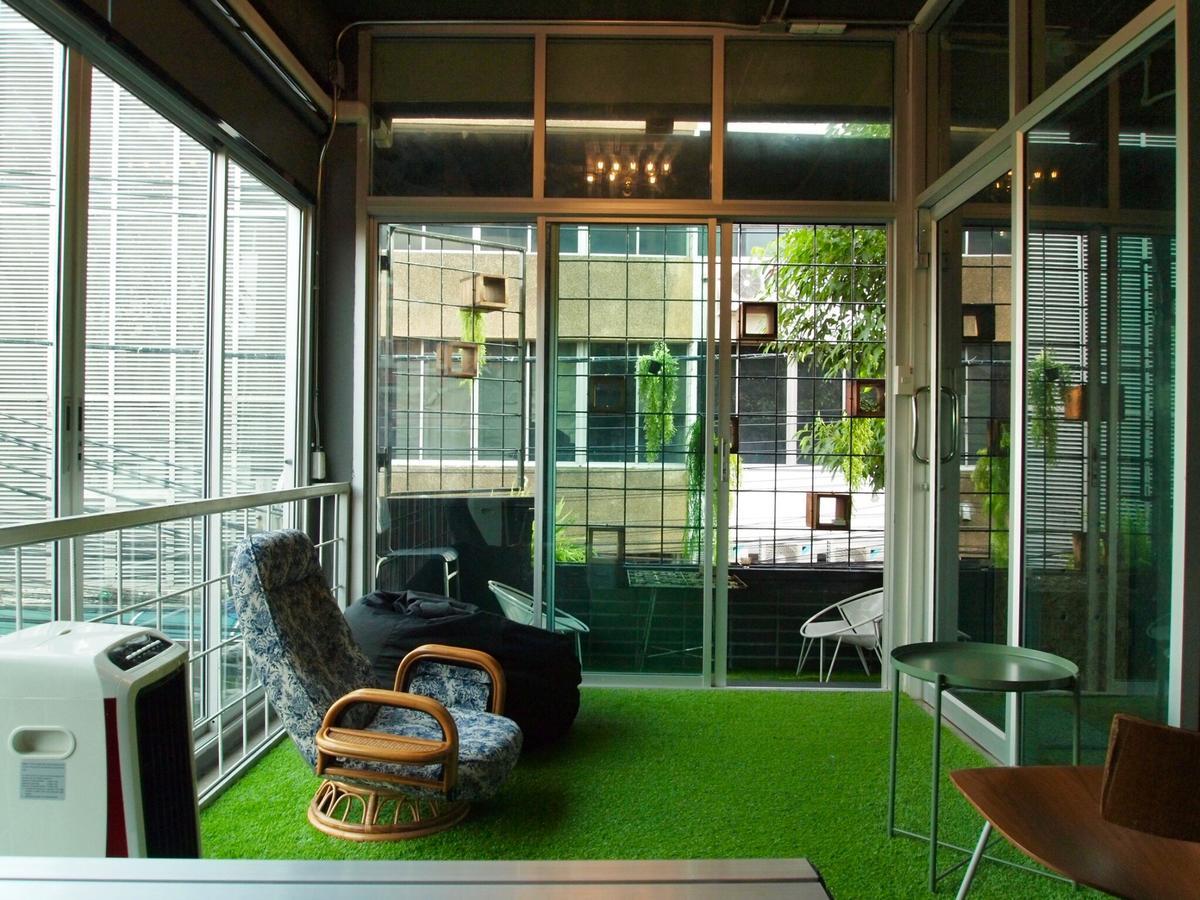 Zhelter'Bkk Pansiyon Bangkok Dış mekan fotoğraf